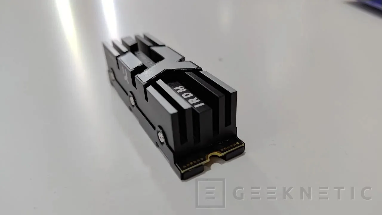 GOODRAM-IRDM-ULTIMATE-Gen5-M2-NVMe-SSD-2